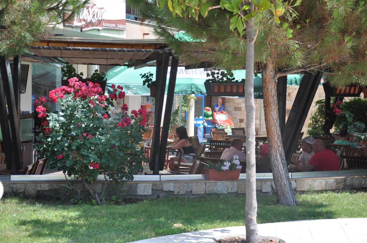 Luxor Apartments Pomorie Eksteriør billede
